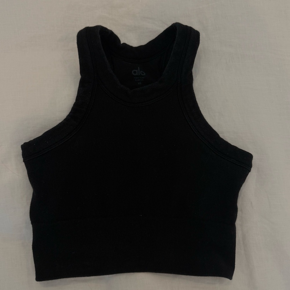 ALO Yoga Women's Classic Black Tank Top